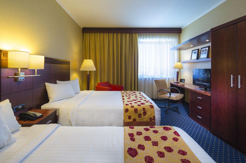 Courtyard By Marriott Prague City Exterior foto