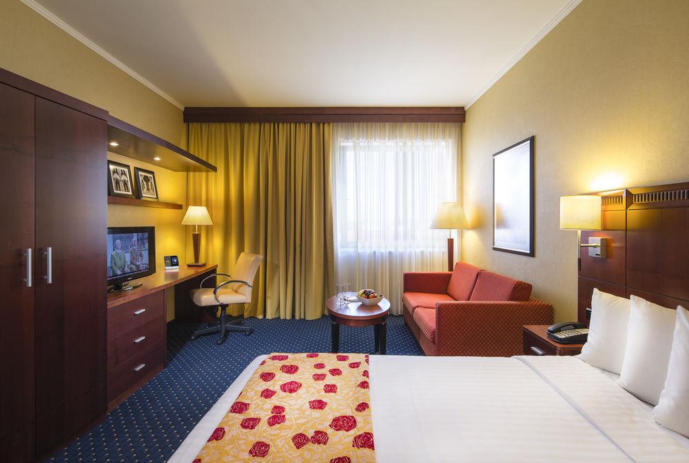 Courtyard By Marriott Prague City Exterior foto